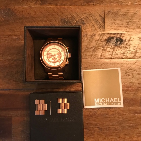 Michael Kors Rose Gold Watch. Michael Kors Collect - Picture 9 of 10